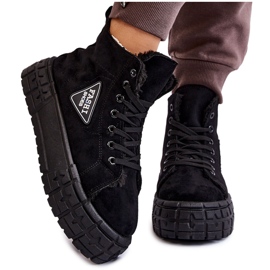 PM1 Magas szigetelésű velúr tornacipő fekete Evren