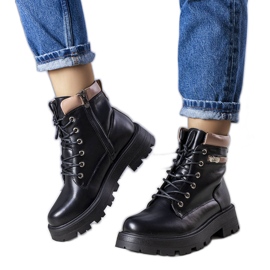 Fekete szigetelt csizma az Artoistól bézs Fekete szigetelt csizma az Artoistól bézs