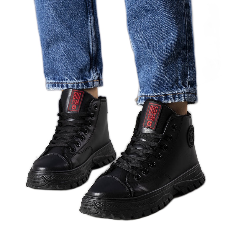 Fekete szigetelt tornacipő Big Star GG274537 906