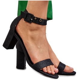 Fényes sarkú szandál fekete Maxim Fényes sarkú szandál fekete Maxim