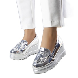 BM Cleo ezüst ék alakú cipő