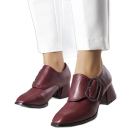 PA1 Gesztenyebarna sarokpumpák az Ailanitól piros