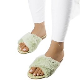 Karsyn zöld papucs bundával Karsyn zöld papucs bundával