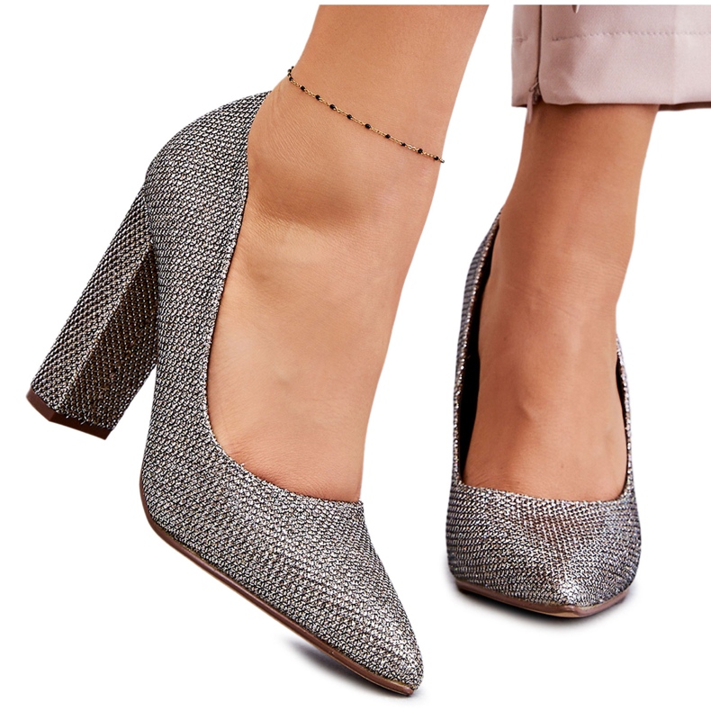 PA1 Fényes Pumpák Sarkán Ezüst Elmira