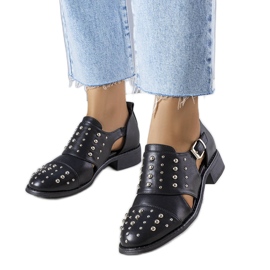 Irene fekete kivágott brogues