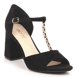 Női fekete velúr szandál egy oszlopon, cirkóniákkal Vinceza 20195