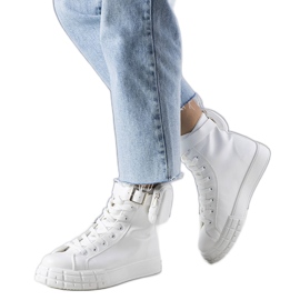 Fehér bokacsizma Willie tasakkal