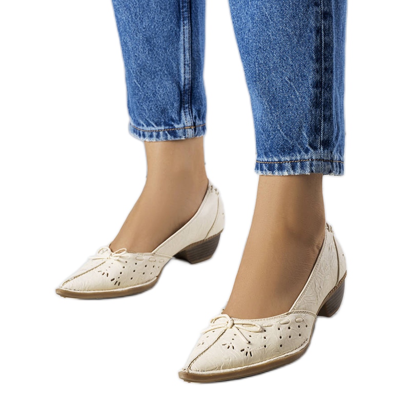 BM Bézs áttört balerinák a Glazkotól