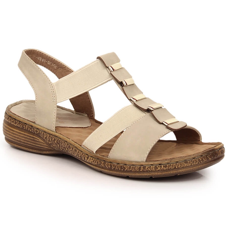 Bézs színű eVento 4940 női bebújós szandál