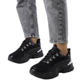 Mindy fekete tornacipő