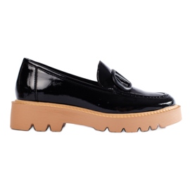 Klasszikus női mokaszinok a fekete Vinceza platformon Klasszikus női mokaszinok a fekete Vinceza platformon