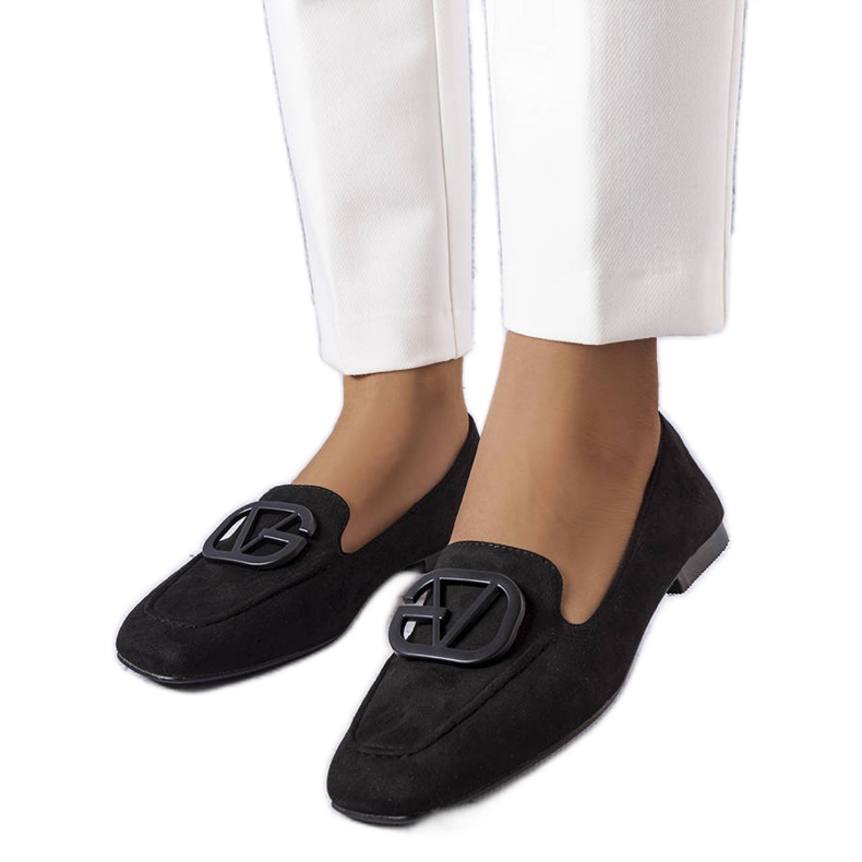 Fekete, szögletes orrú balerinák a Carrière-től