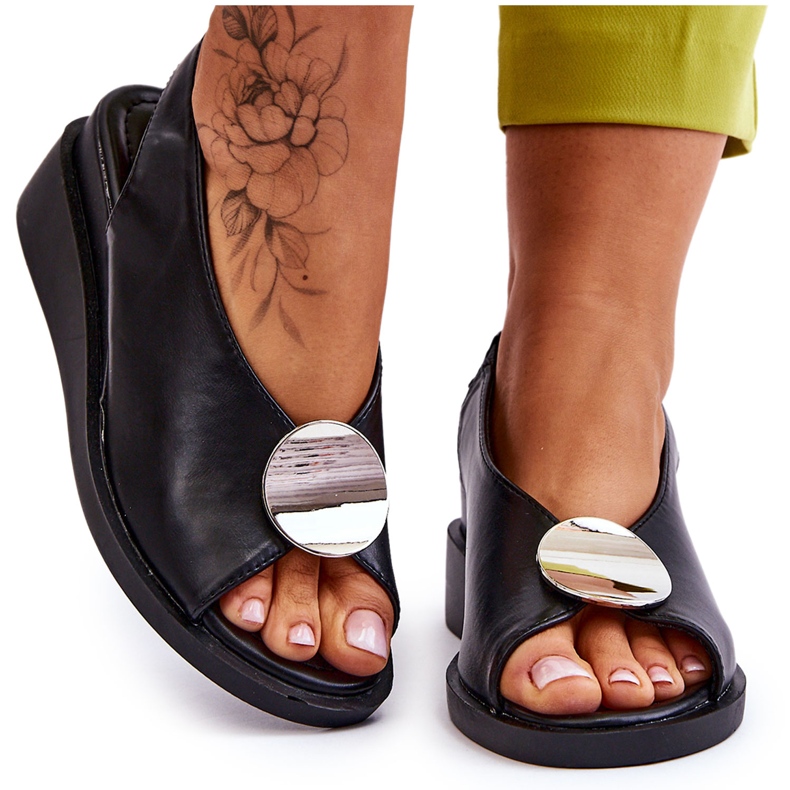 Vinceza Női bőr szandál fekete Justice