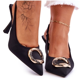 Divatos kitűzők díszítéssel és cirkóniákkal, fekete Alexia Divatos kitűzők díszítéssel és cirkóniákkal, fekete Alexia