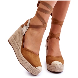 Camel Lendy fűzős High Wedge szandál barna