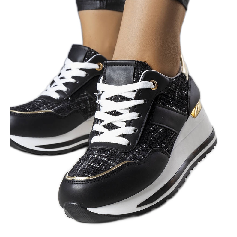 PA1 Fekete tornacipő dekoratív Krystal betétekkel