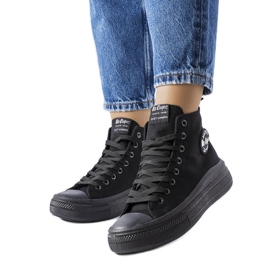Lee Cooper LCW-23-44-1628L fekete tornacipő Lee Cooper LCW-23-44-1628L fekete tornacipő