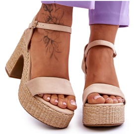 FI1 Kényelmes velúr szandál egy vaskos Sarkú bézs Elishia barna FI1 Kényelmes velúr szandál egy vaskos Sarkú bézs Elishia barna