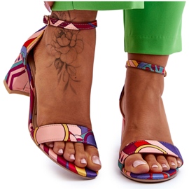 FB1 Lila és rózsaszín Quincy mintás alacsony sarkú szatén szandál ibolya