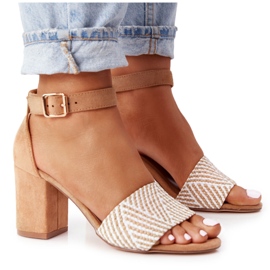 EVE Világosbarna nászutas szandál fonott rúddal bézs