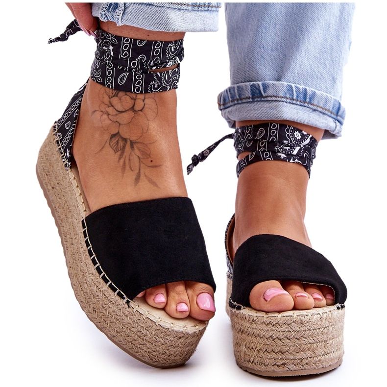 Velúr ékszandál Fekete Livia