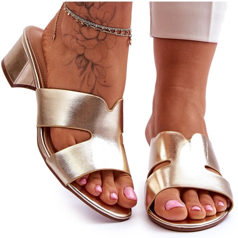 FJ1 Klasszikus alacsony sarkú bőrszandál Golden Miley aranysárga