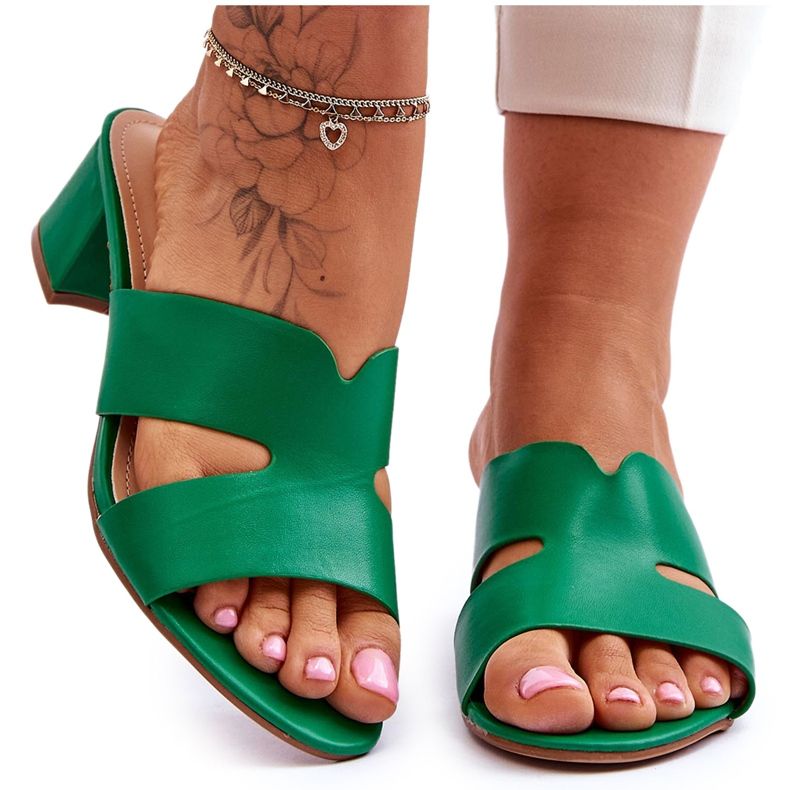 FJ1 Klasszikus alacsony sarkú bőrszandál Miley Green zöld