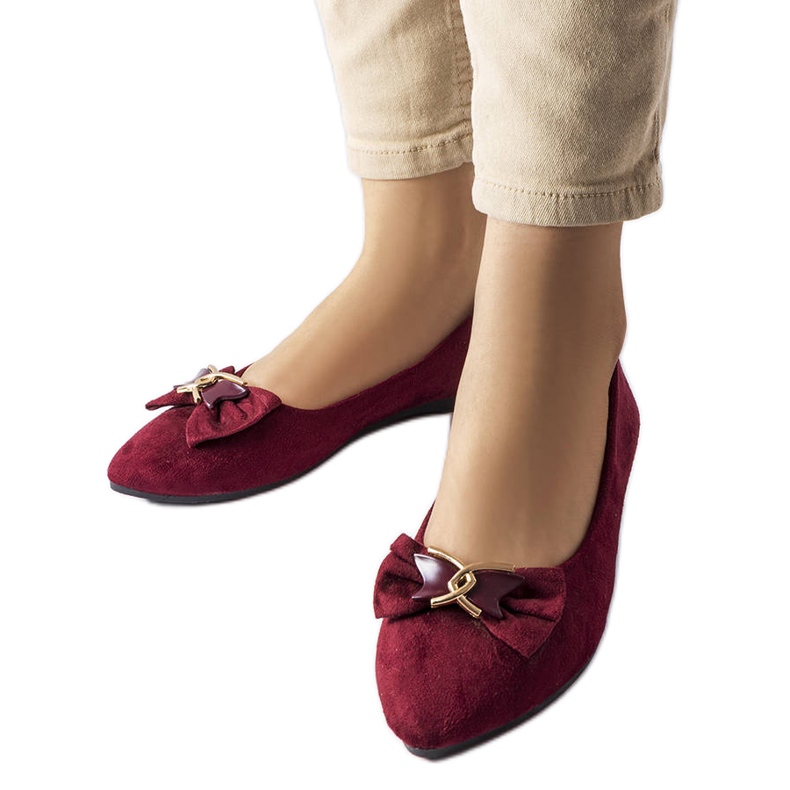 Jetté barna hegyes orrú balerinák piros