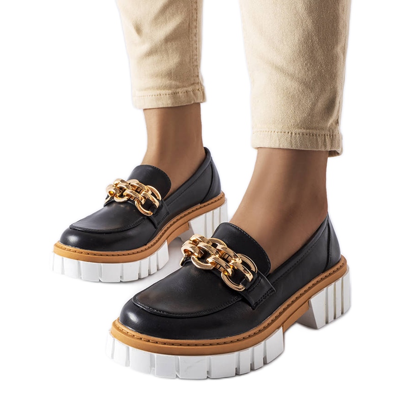 Fekete vaskos talpú naplopók a Casgrain cégtől