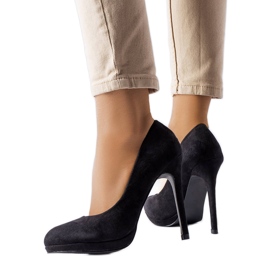 Fekete magassarkú az öko-velúr Bazinet-ből