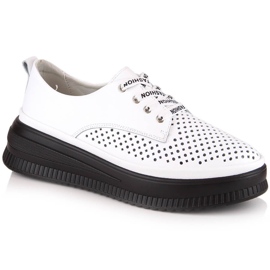 Bőr kényelmes áttört női cipő fehér Artiker 52C1992 Bőr kényelmes áttört női cipő fehér Artiker 52C1992