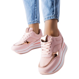 Rózsaszín tornacipő vastag talppal az Etheltől