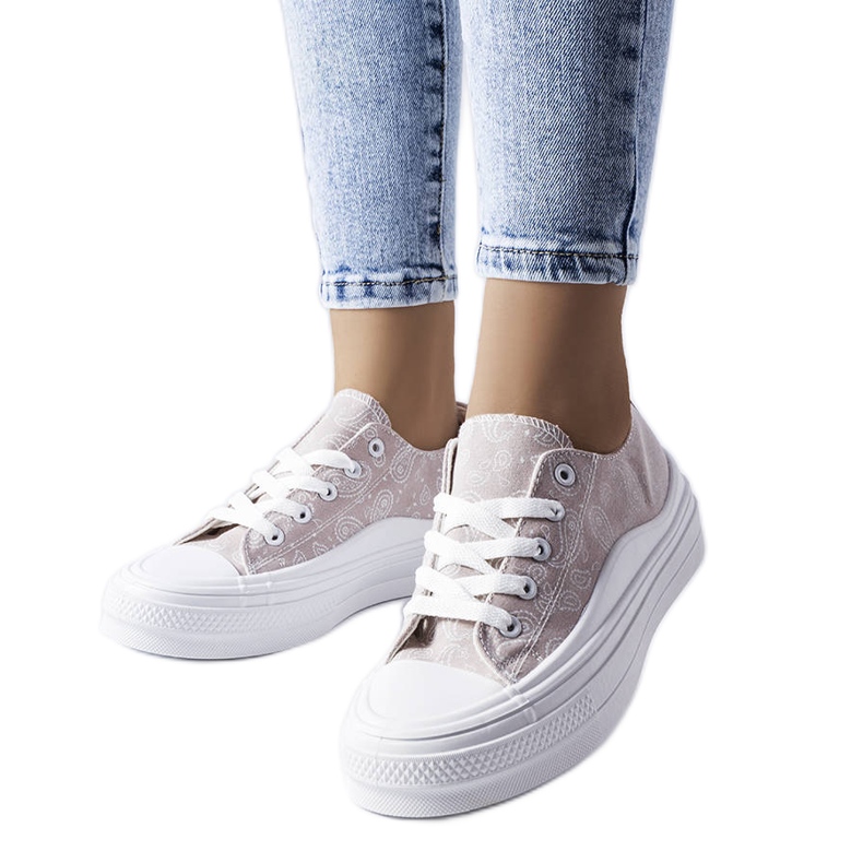 Szürke platformú tornacipő a Bélairtől