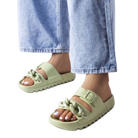 Zöld gumi papucs Zöld gumi papucs