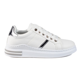 Fehér női csizma Shelovet vastag talppal