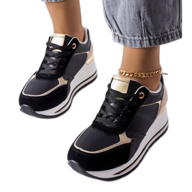 Fekete ékszeres tornacipő a Harvé-tól