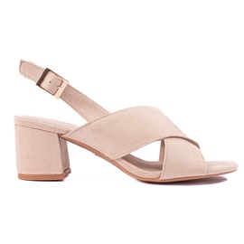 Bézs színű velúr magassarkú szandál a Shelovet márkától