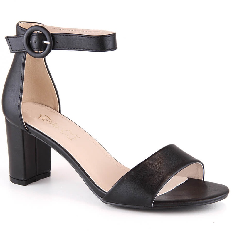 Fekete női szandál az eVento 1617 poszton