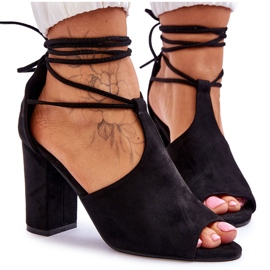 PG1 Fekete Sophie velúr fűzős magassarkú szandál
