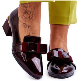 Vinceza Divatos lakkozott pumpák bordó Shira dekoratív masnival piros Vinceza Divatos lakkozott pumpák bordó Shira dekoratív masnival piros