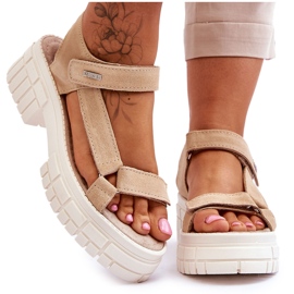 Női Big Star velúr szandál LL276036 bézs