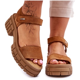 Női velúr szandál Big Star LL276032 Camel barna