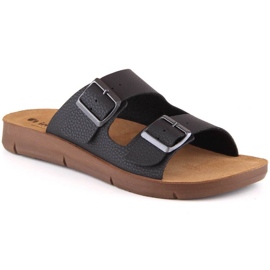 Kényelmes Inblu M CM000028-014 papucs fekete