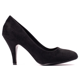 Klasszikus fekete velúr sarokpumpák a Shelovet-től Klasszikus fekete velúr sarokpumpák a Shelovet-től