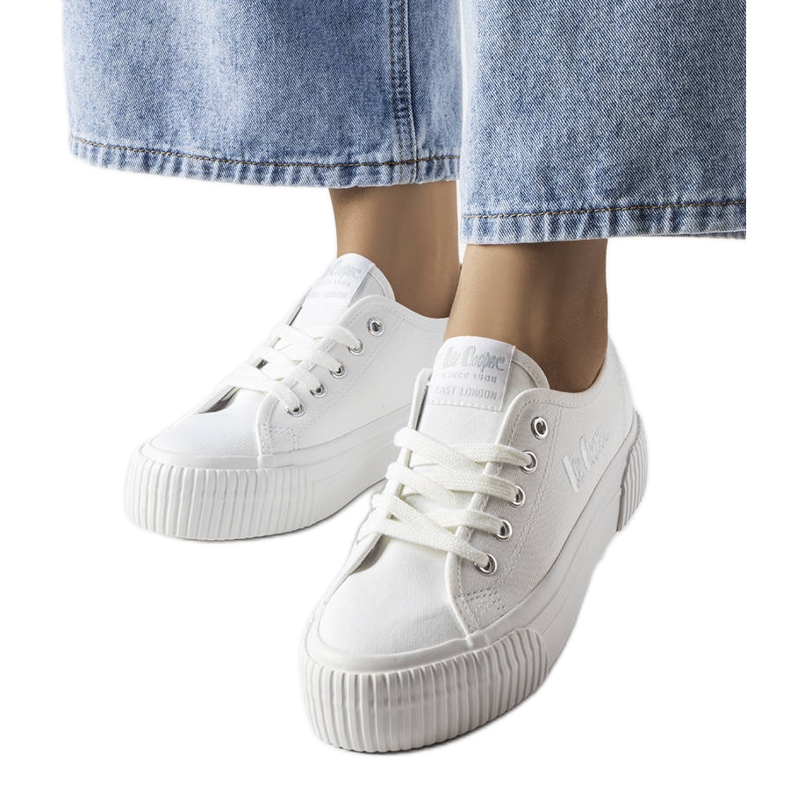 Lee Cooper LCW-23-31-1780L fehér tornacipő