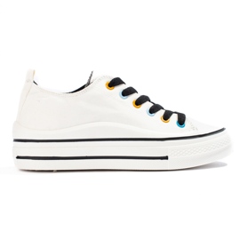 Női tornacipő a Shelovet platformon fehér