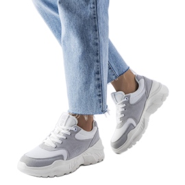 Fehér és szürke tornacipő a Big Star JJ274A112-től