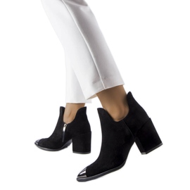 Karino fekete bőrcsizma