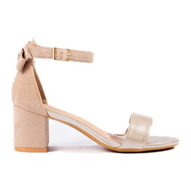 W. Potocki Bézs és arany szandál masnival a Potockitól