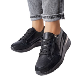 Fekete áttört bőr cipő Fleur